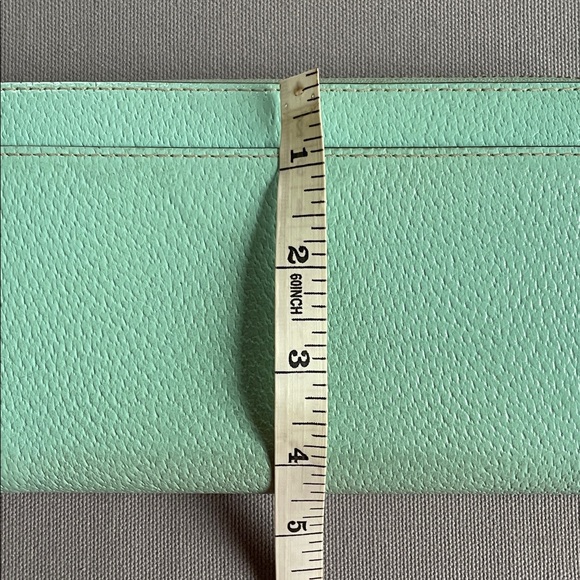 Kate Spade Wallet - Picture 11 of 11